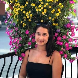 Meet your Posher, Mina